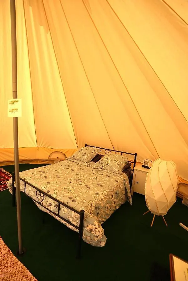 Camping Arbre De Vie Montagnac  Luxury tent Montagnac (Alpes-de-Haute-Provence)